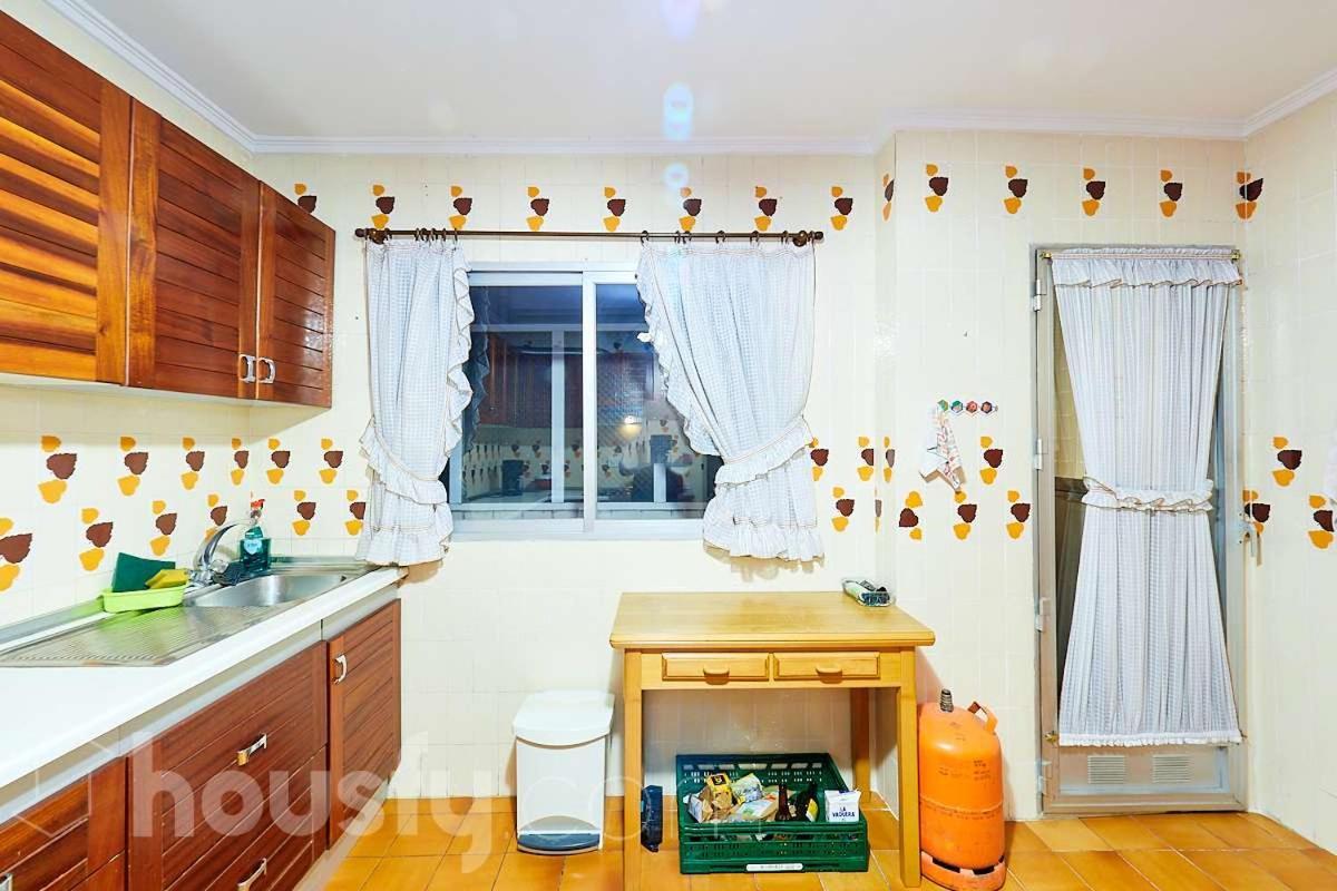 Lovely Bedroom In A Shared Apartment In The Center Of Alicante Exterior foto