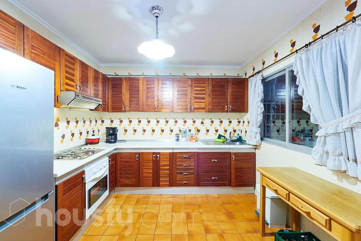 Lovely Bedroom In A Shared Apartment In The Center Of Alicante Exterior foto
