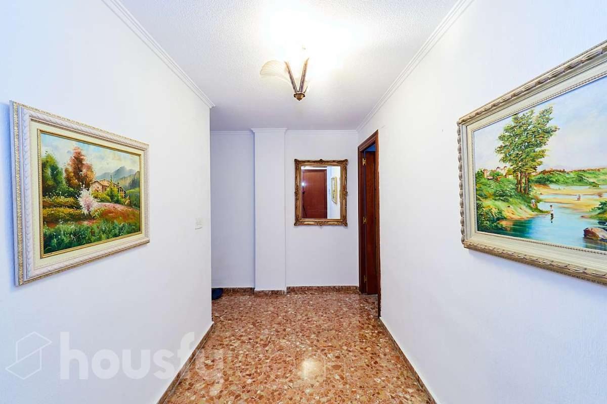Lovely Bedroom In A Shared Apartment In The Center Of Alicante Exterior foto